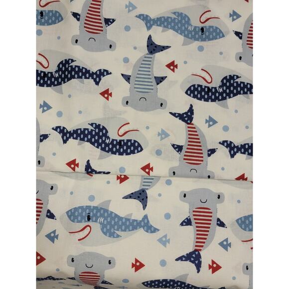 Cartoon Shark Great White Hammerhead Cotton Fabric 1 Yard 32 Inches New - Picture 3 of 7